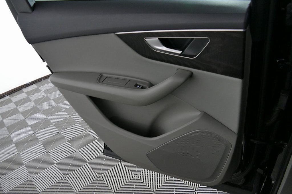 2023 Audi Q7 45 Premium quattro