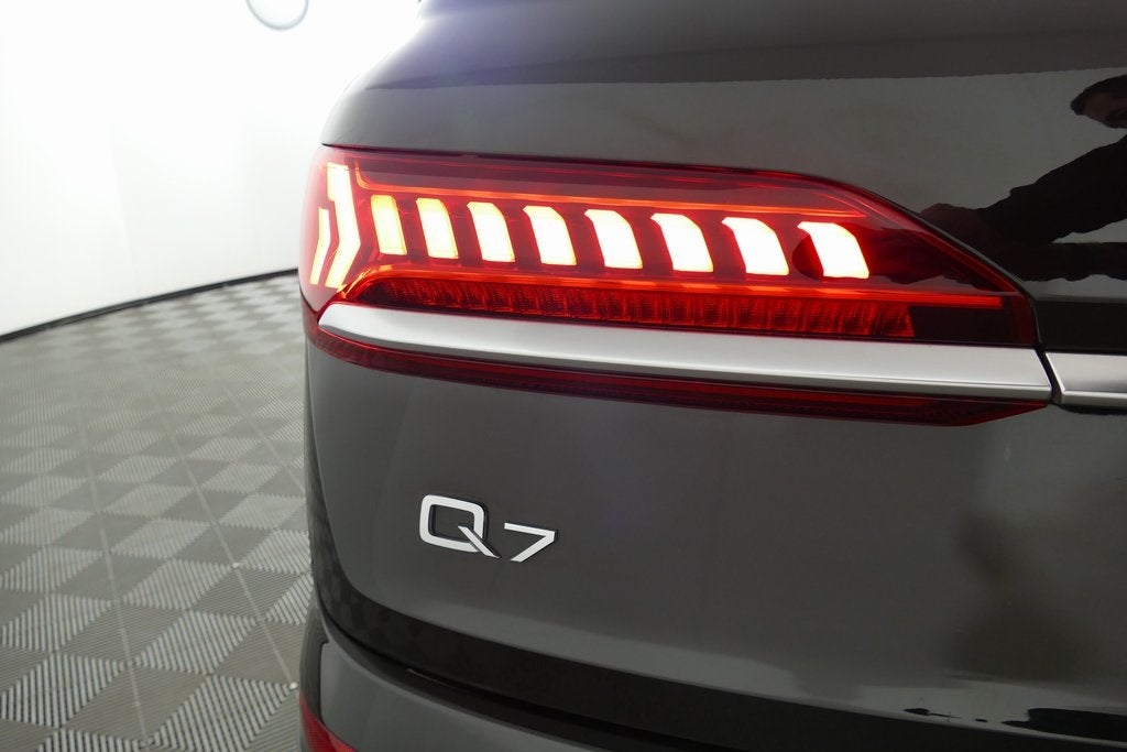 2023 Audi Q7 45 Premium quattro