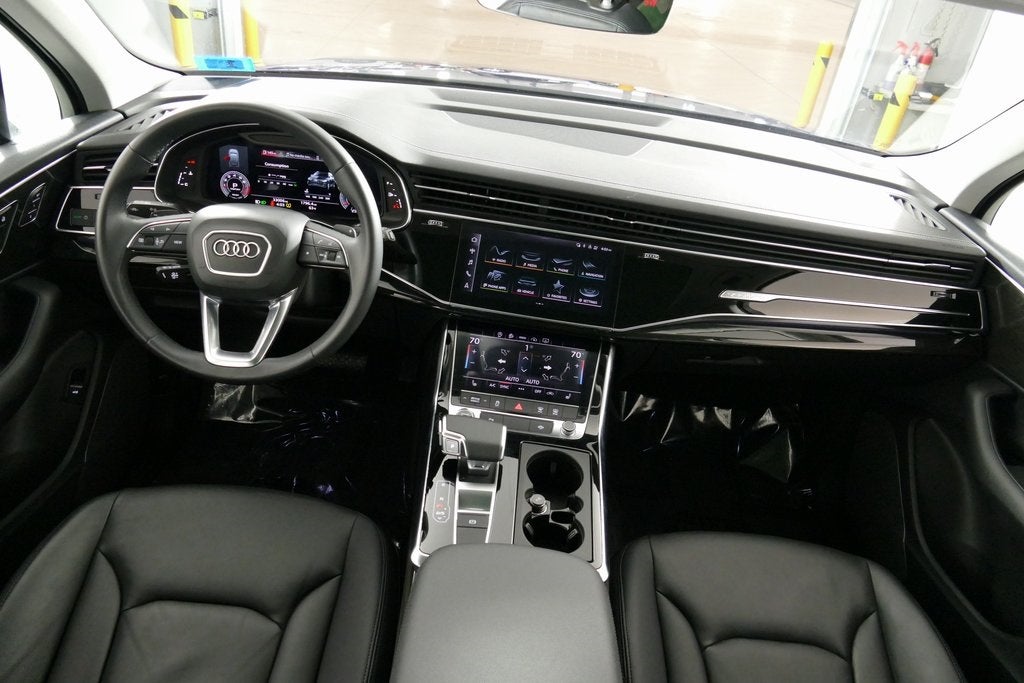 2023 Audi Q7 45 Premium quattro