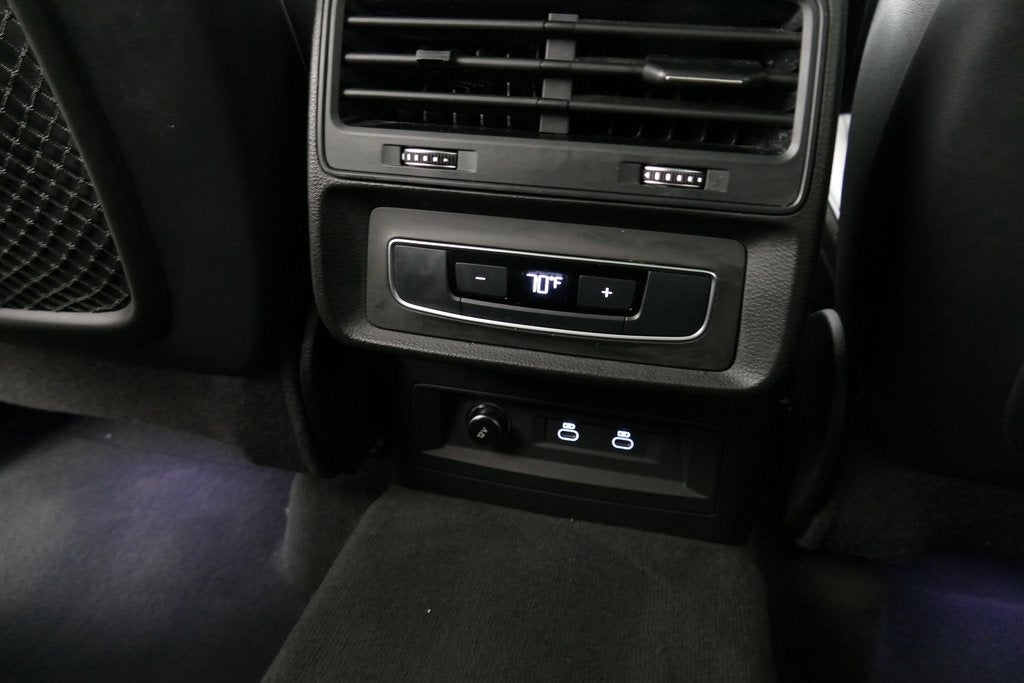2023 Audi Q7 45 Premium quattro