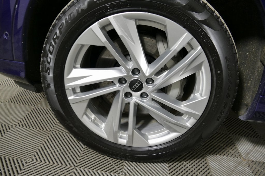 2023 Audi Q7 45 Premium quattro