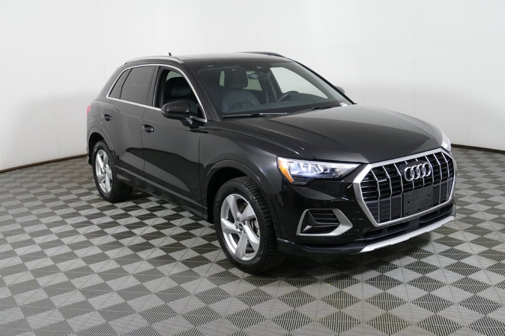 2021 Audi Q3 Premium quattro