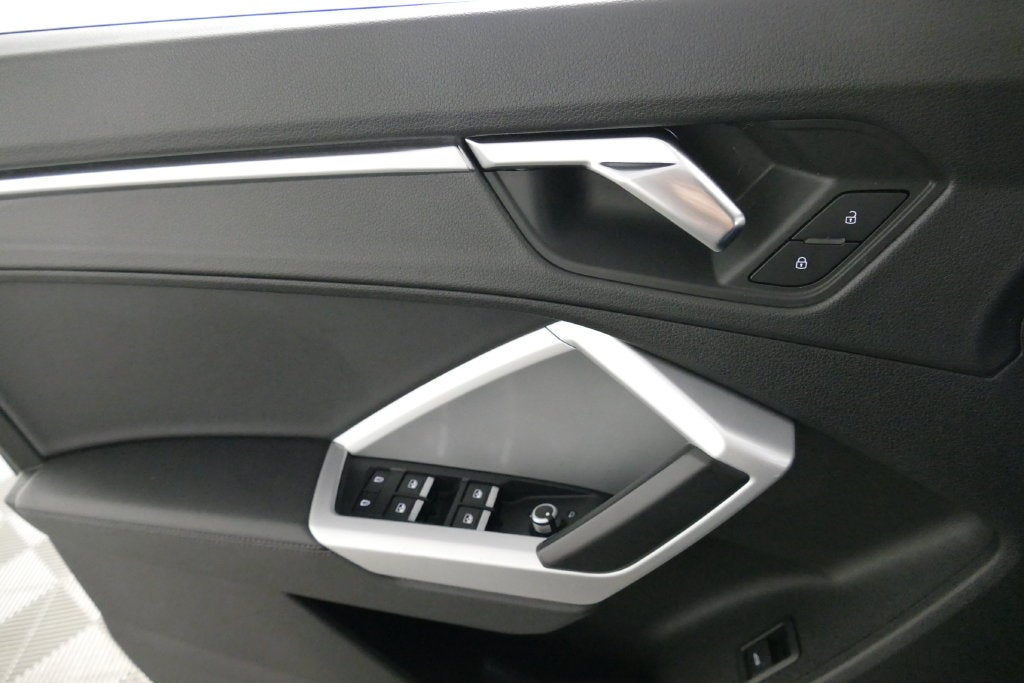 2021 Audi Q3 Premium quattro