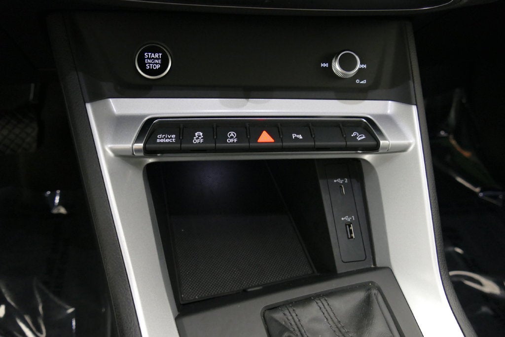 2021 Audi Q3 Premium quattro