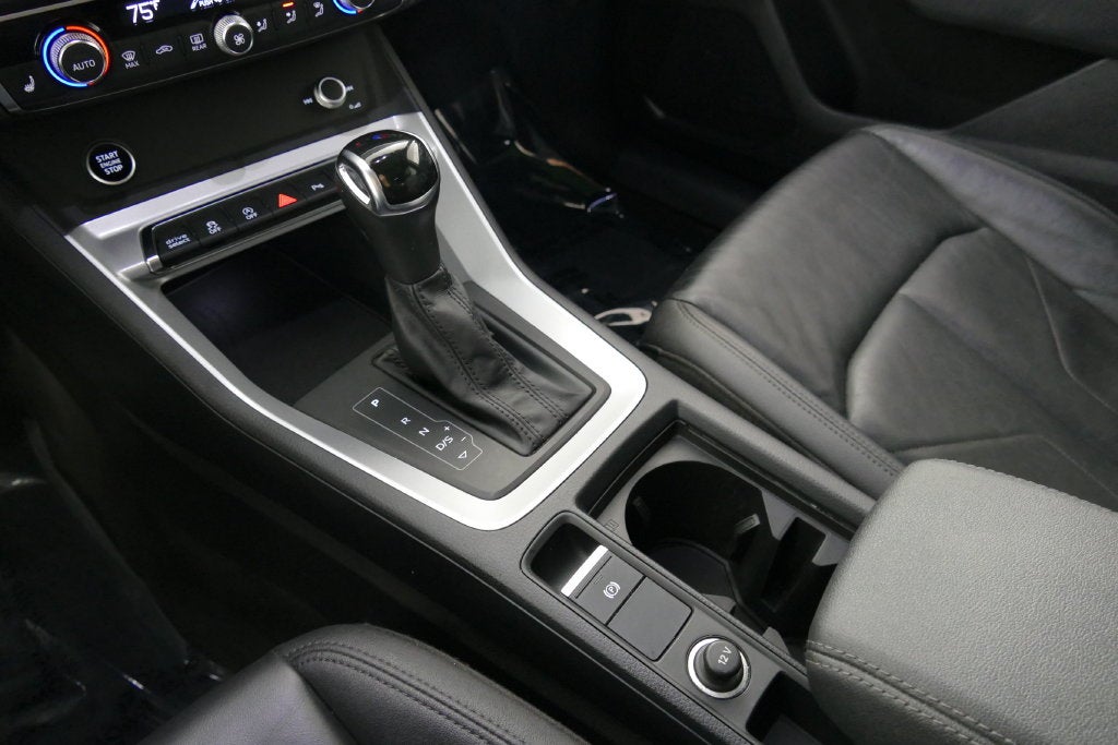 2021 Audi Q3 Premium quattro