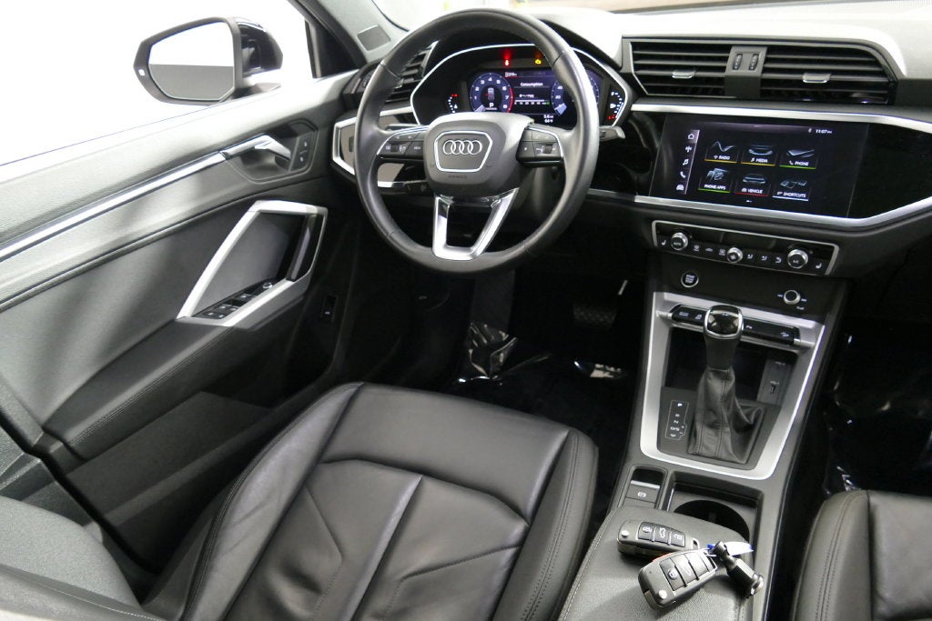 2021 Audi Q3 Premium quattro