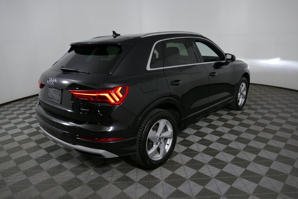 2021 Audi Q3 Premium quattro