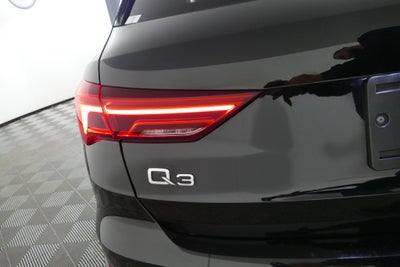 2021 Audi Q3 Premium quattro