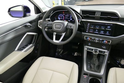 2024 Audi Q3 Premium quattro