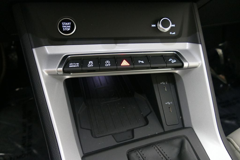 2024 Audi Q3 Premium quattro