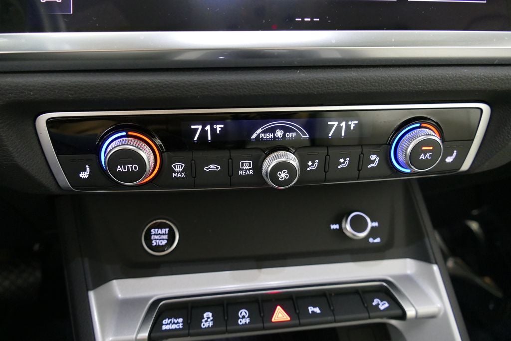 2024 Audi Q3 Premium quattro