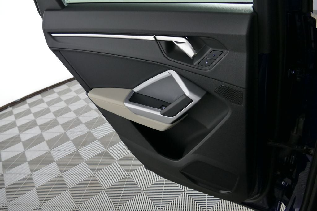 2024 Audi Q3 Premium quattro