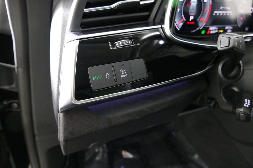 2023 Audi Q8 55 Premium quattro