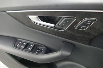 2023 Audi Q8 55 Premium quattro