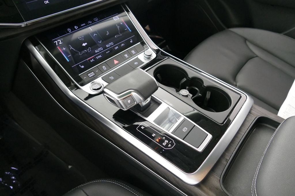 2023 Audi Q8 55 Premium quattro