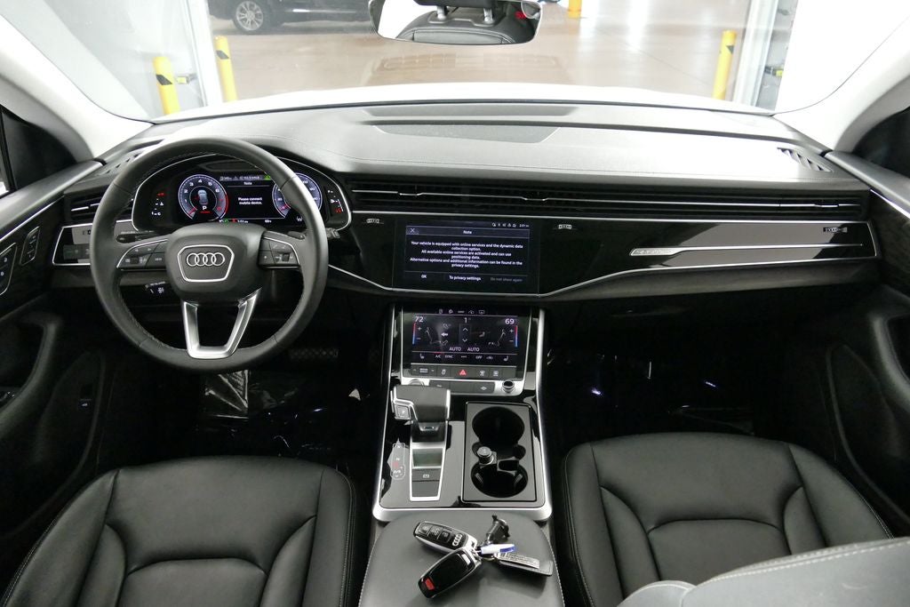 2023 Audi Q8 55 Premium quattro