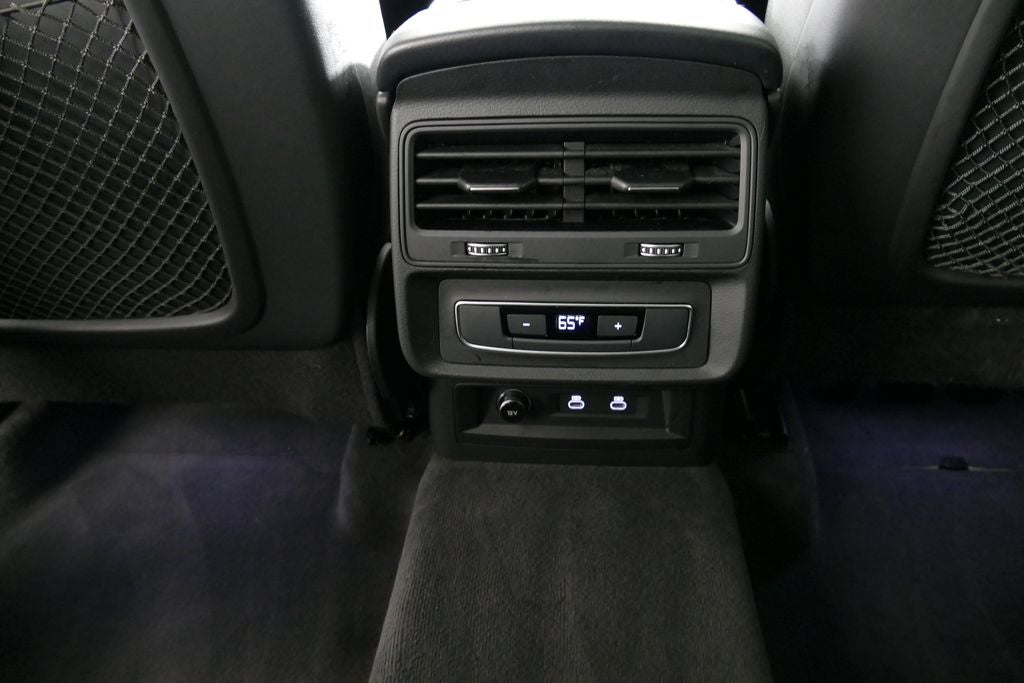 2023 Audi Q8 55 Premium quattro