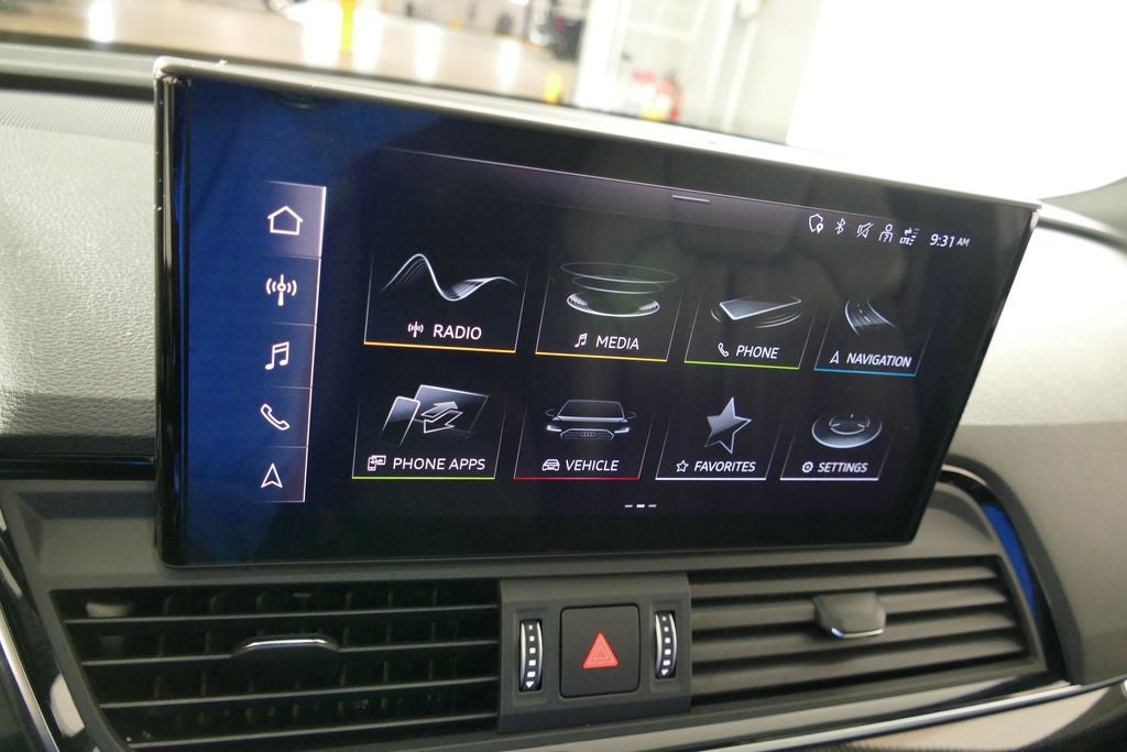 2023 Audi SQ5 Premium Plus quattro