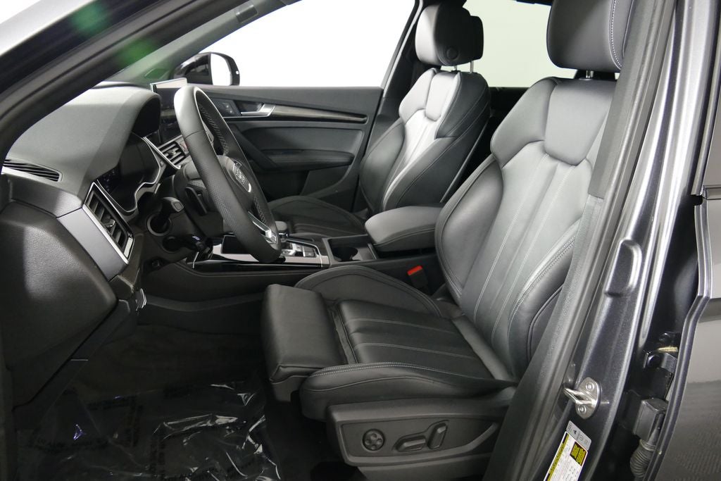 2023 Audi SQ5 Premium Plus quattro