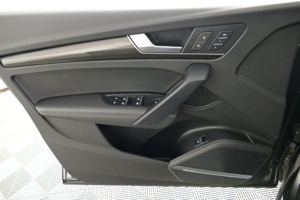 2023 Audi SQ5 Premium Plus quattro