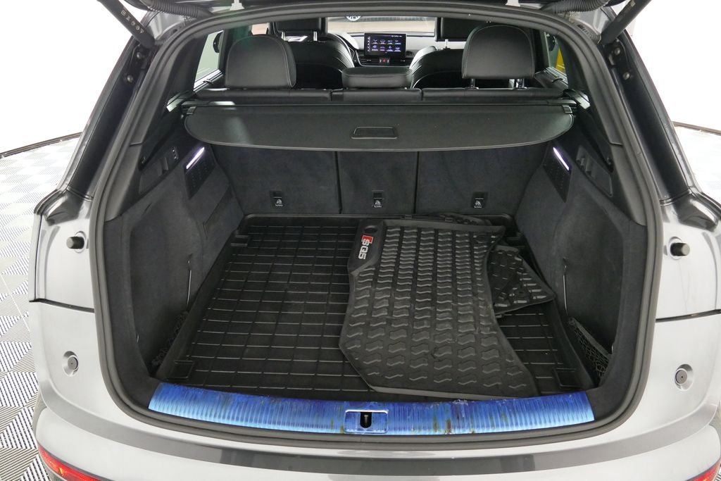 2023 Audi SQ5 Premium Plus quattro