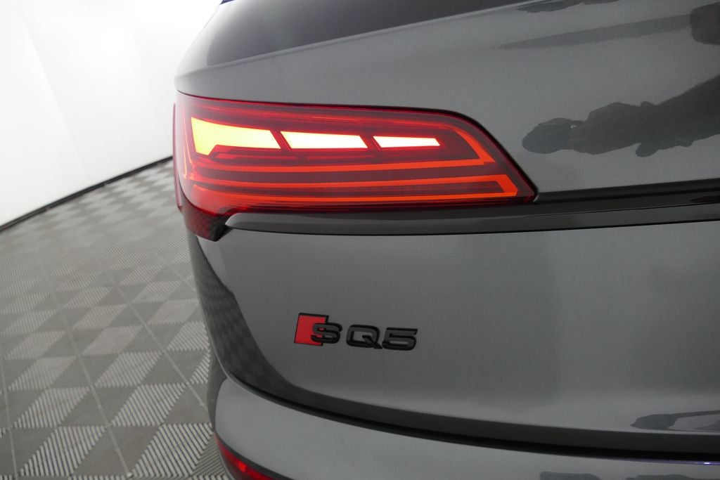 2023 Audi SQ5 Premium Plus quattro