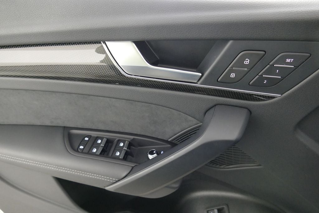 2025 Audi SQ5 Premium Plus quattro