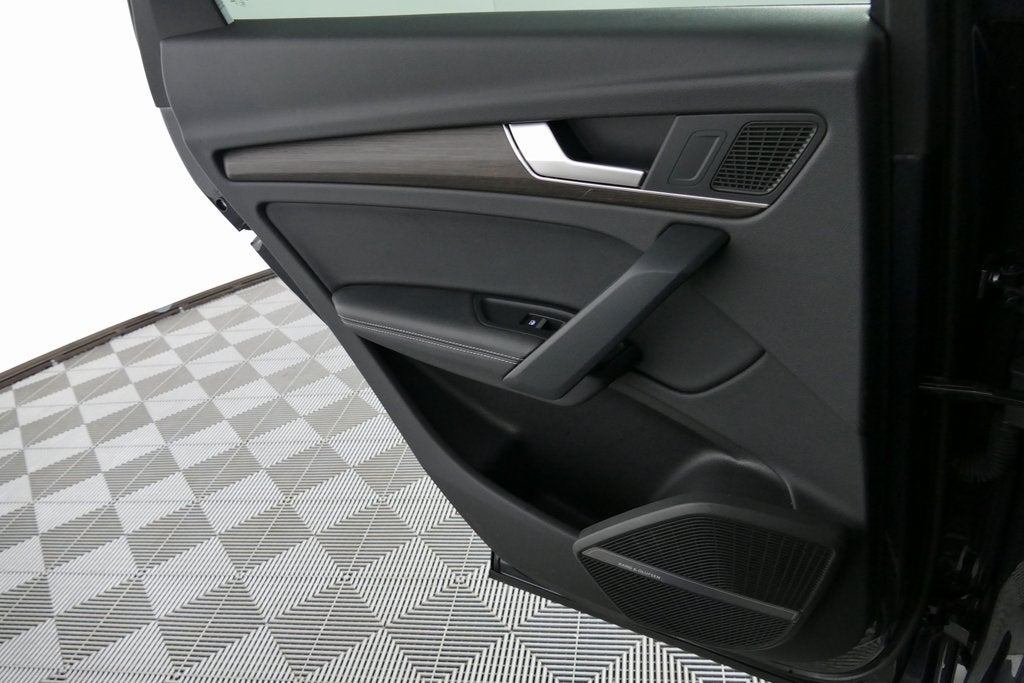 2023 Audi Q5 40 Premium Plus quattro