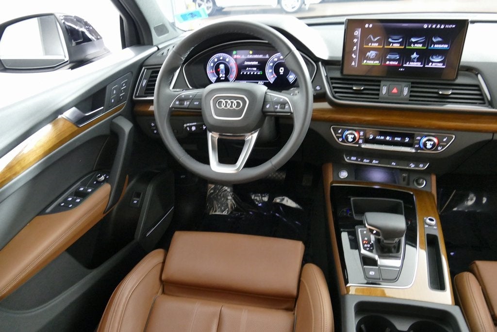 2024 Audi Q5 40 Premium Plus quattro