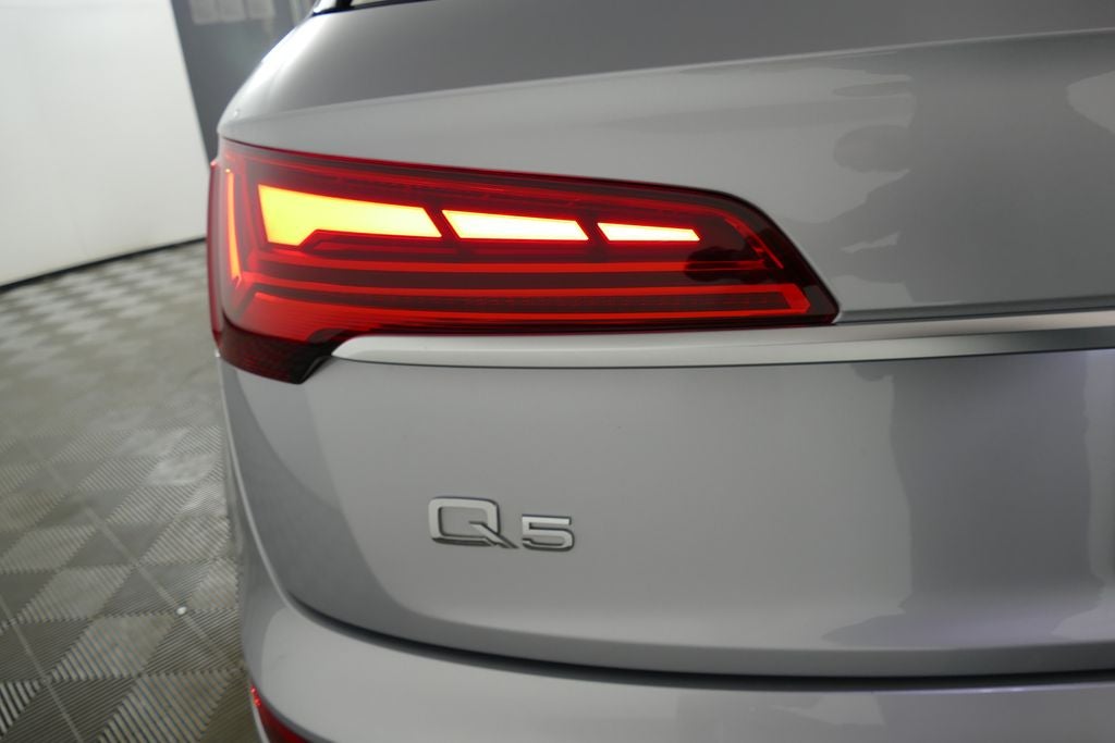 2023 Audi Q5 40 Premium Plus quattro
