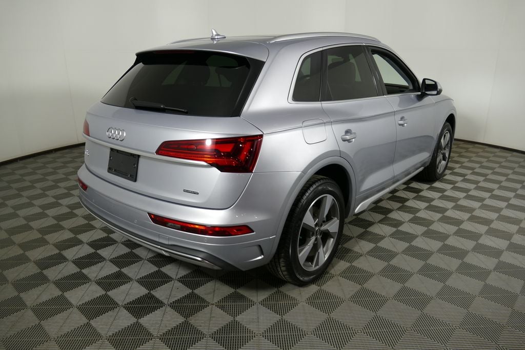 2023 Audi Q5 40 Premium Plus quattro