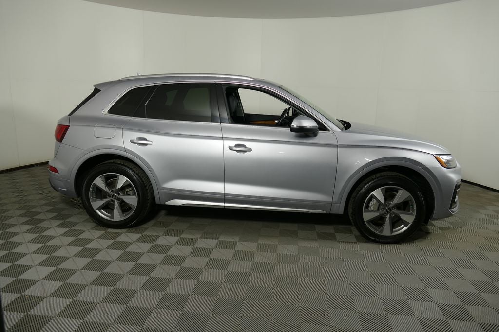 2023 Audi Q5 40 Premium Plus quattro