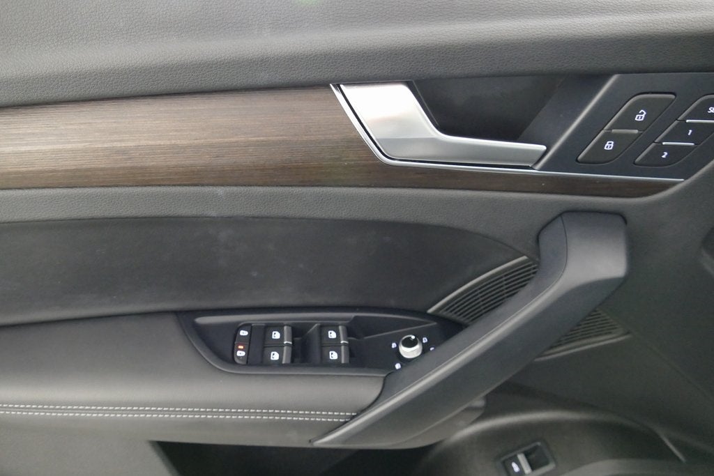 2023 Audi Q5 40 Premium Plus quattro