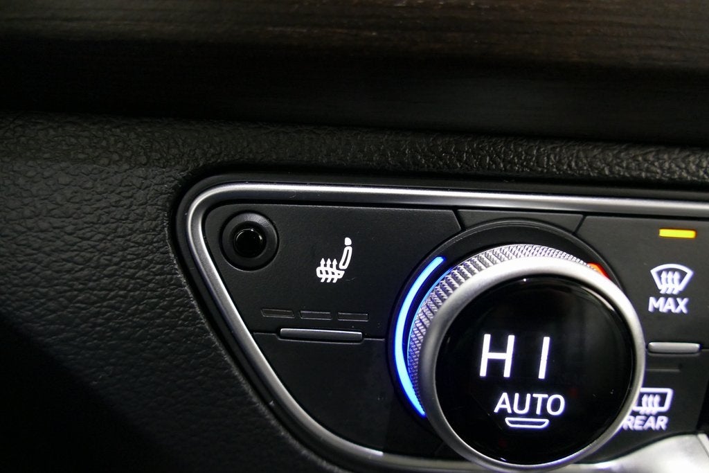 2023 Audi Q5 40 Premium Plus quattro