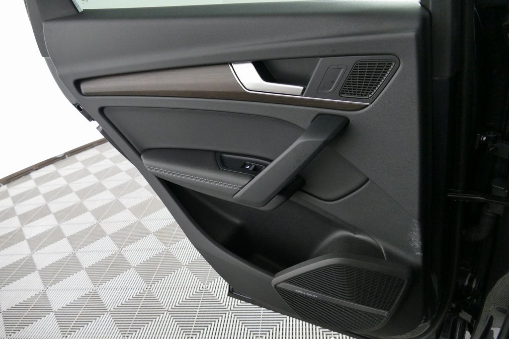 2023 Audi Q5 40 Premium Plus quattro