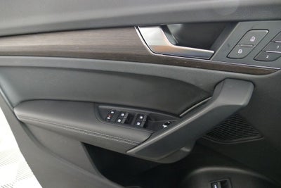 2024 Audi Q5 40 Premium Plus quattro