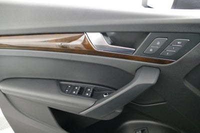 2020 Audi Q5 45 Premium Plus quattro