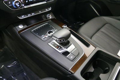 2020 Audi Q5 45 Premium Plus quattro