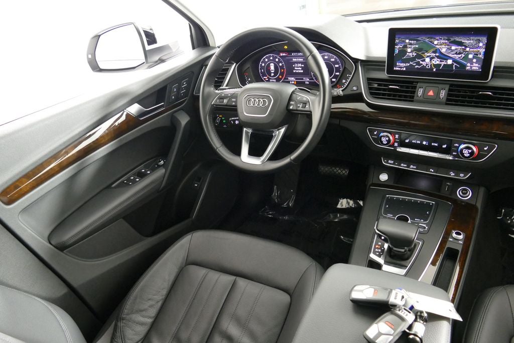 2020 Audi Q5 45 Premium Plus quattro