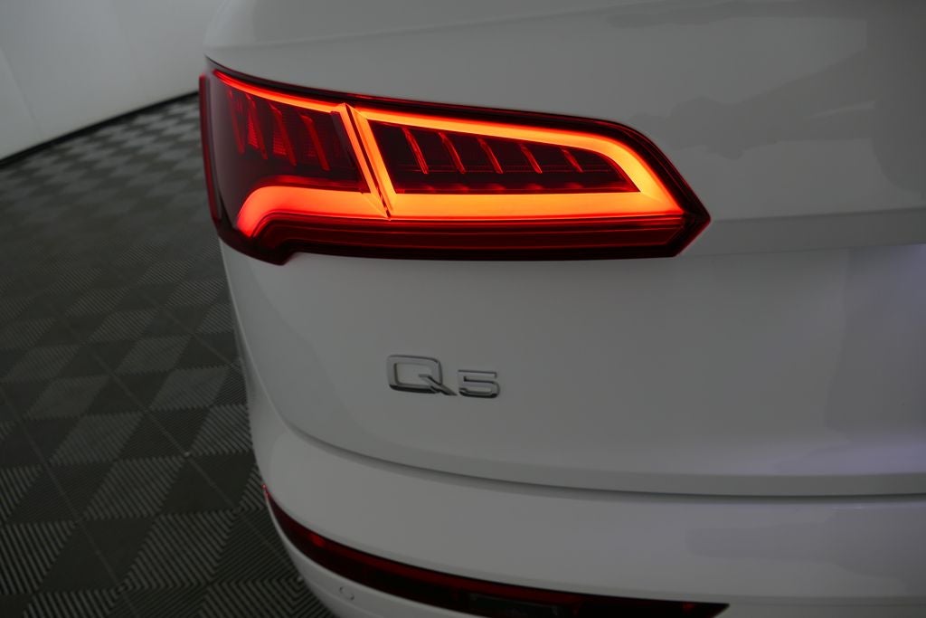 2020 Audi Q5 45 Premium Plus quattro