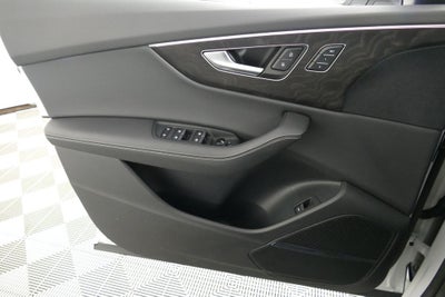 2023 Audi Q8 55 Premium Plus quattro