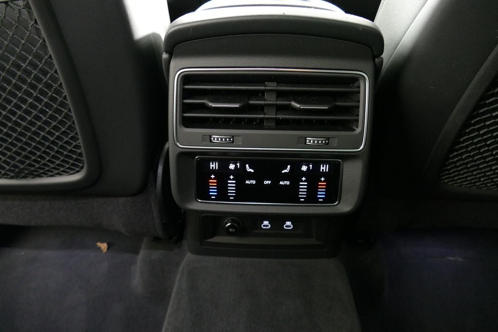 2023 Audi Q8 55 Premium Plus quattro