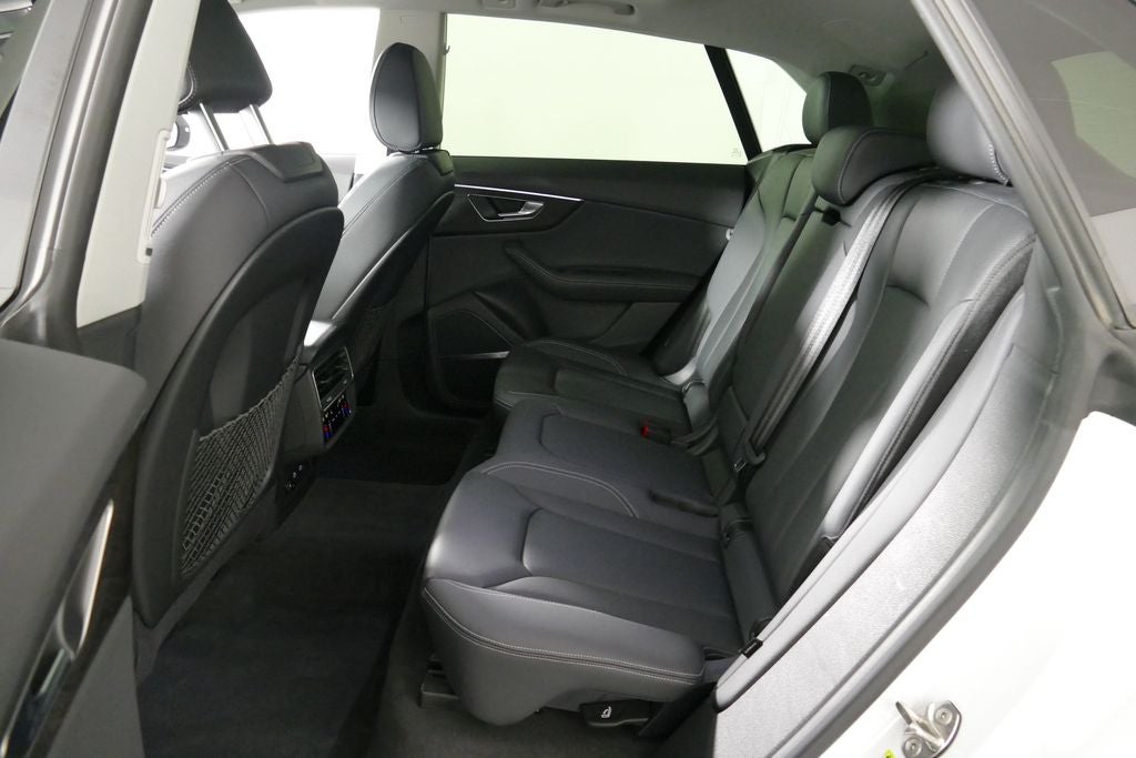 2023 Audi Q8 55 Premium Plus quattro