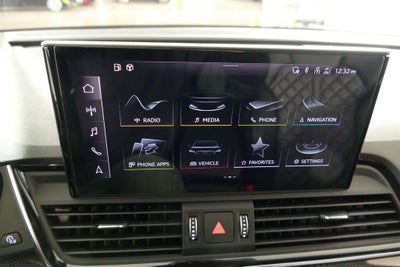 2023 Audi SQ5 Prestige quattro