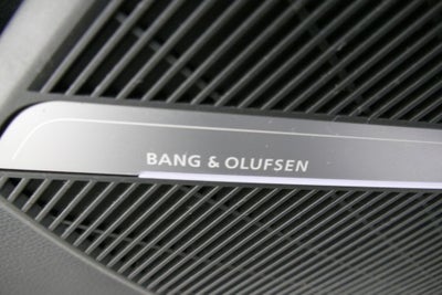 2023 Audi SQ5 Prestige quattro