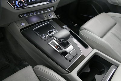 2019 Audi Q5 2.0T Prestige quattro