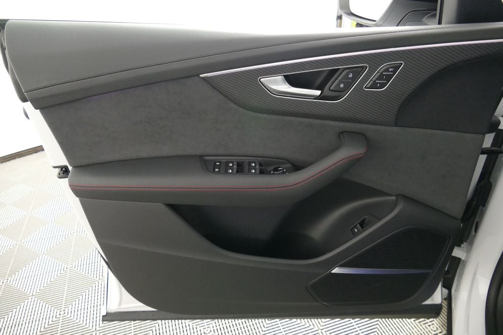 2026 Audi SQ8 4.0T Prestige quattro