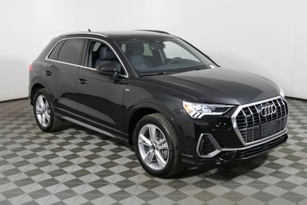 2024 Audi Q3 Premium S Line quattro