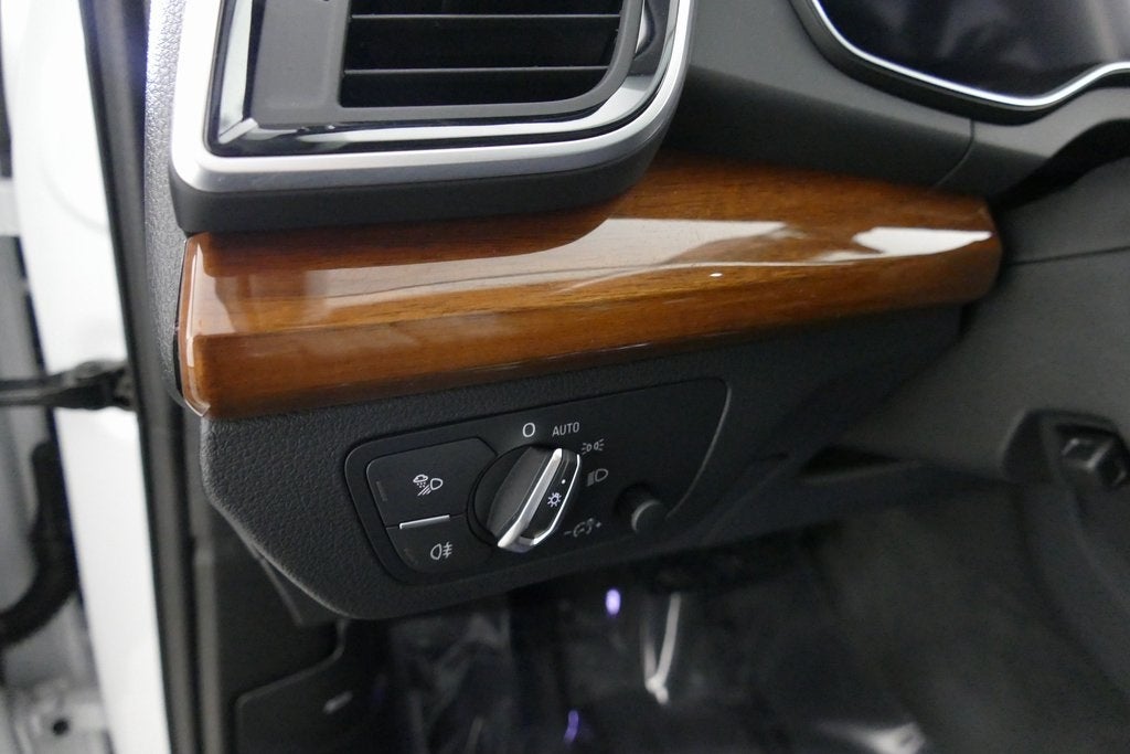 2024 Audi Q5 e S Line