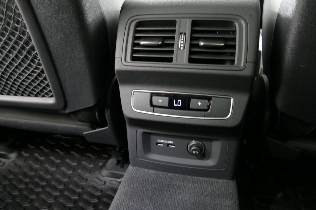 2024 Audi Q5 e S Line